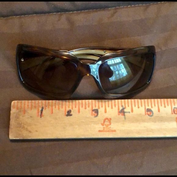 Prada sunshades - Picture 6 of 12